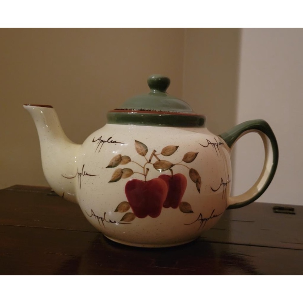 Vintage Home Interiors Teapot
